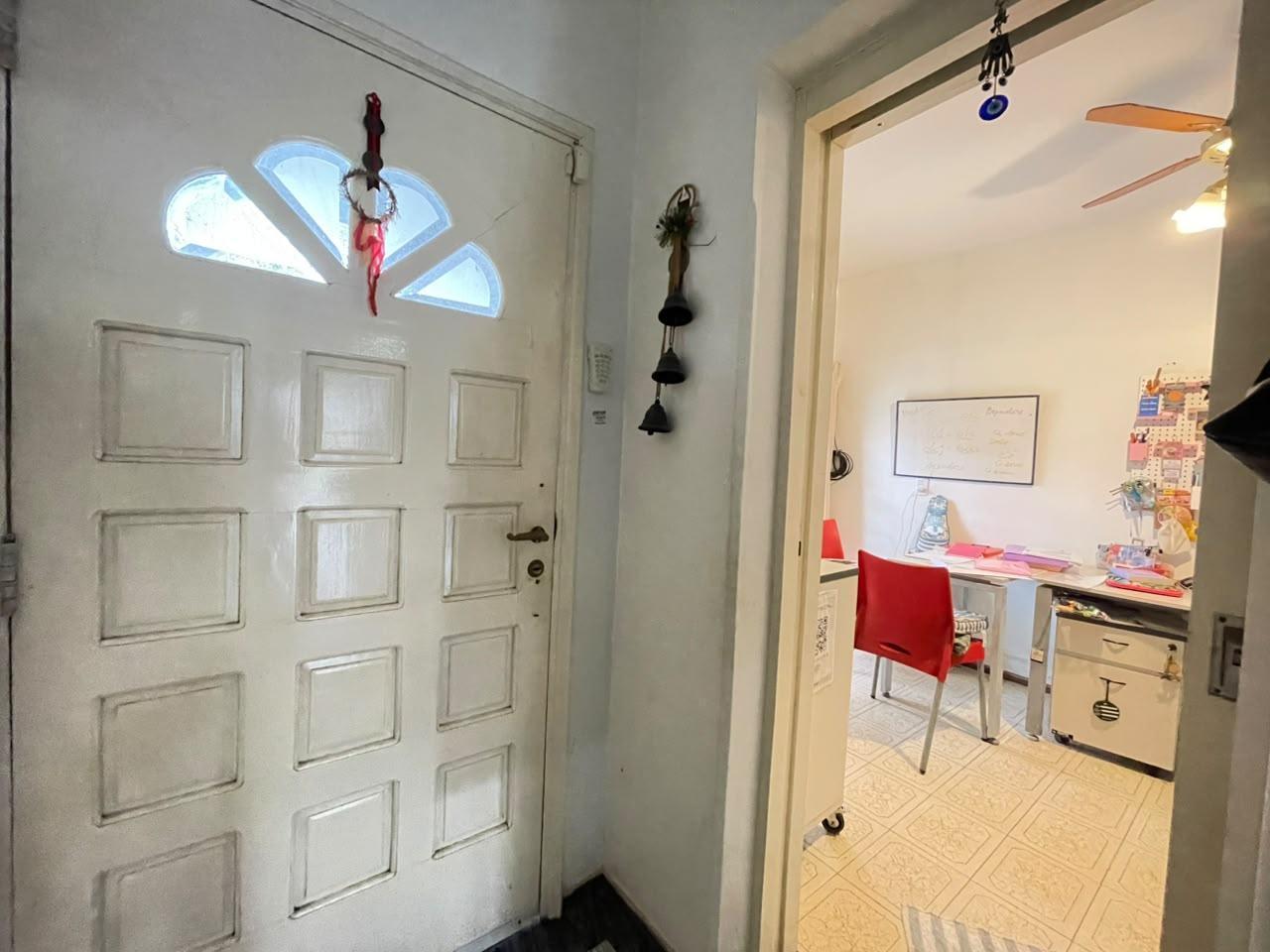 Foto de Casa 4 dormitorios + COCHERA - ALQUILER O VENTA ., imagen 4