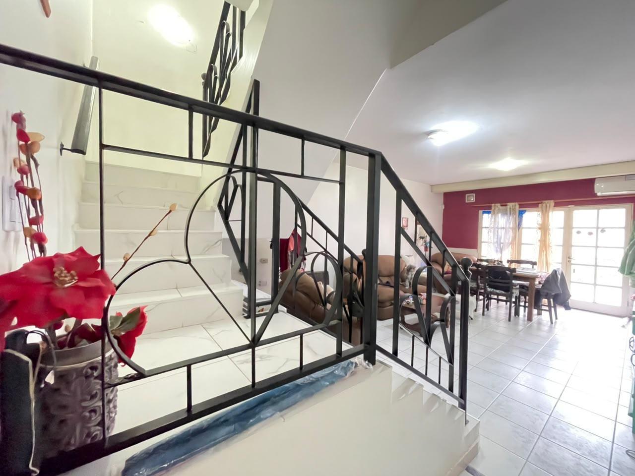 Foto de Casa 4 dormitorios + COCHERA - ALQUILER O VENTA ., imagen 5