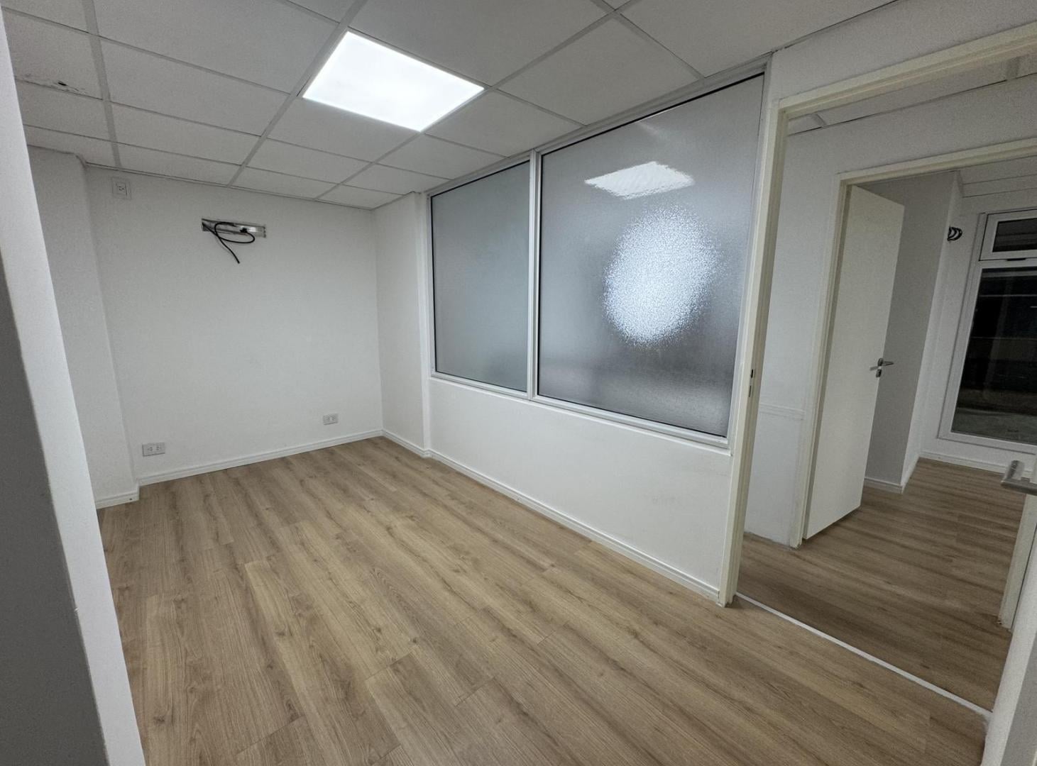 Foto de Oficina en Alquiler - Galeria Cesar, imagen 5