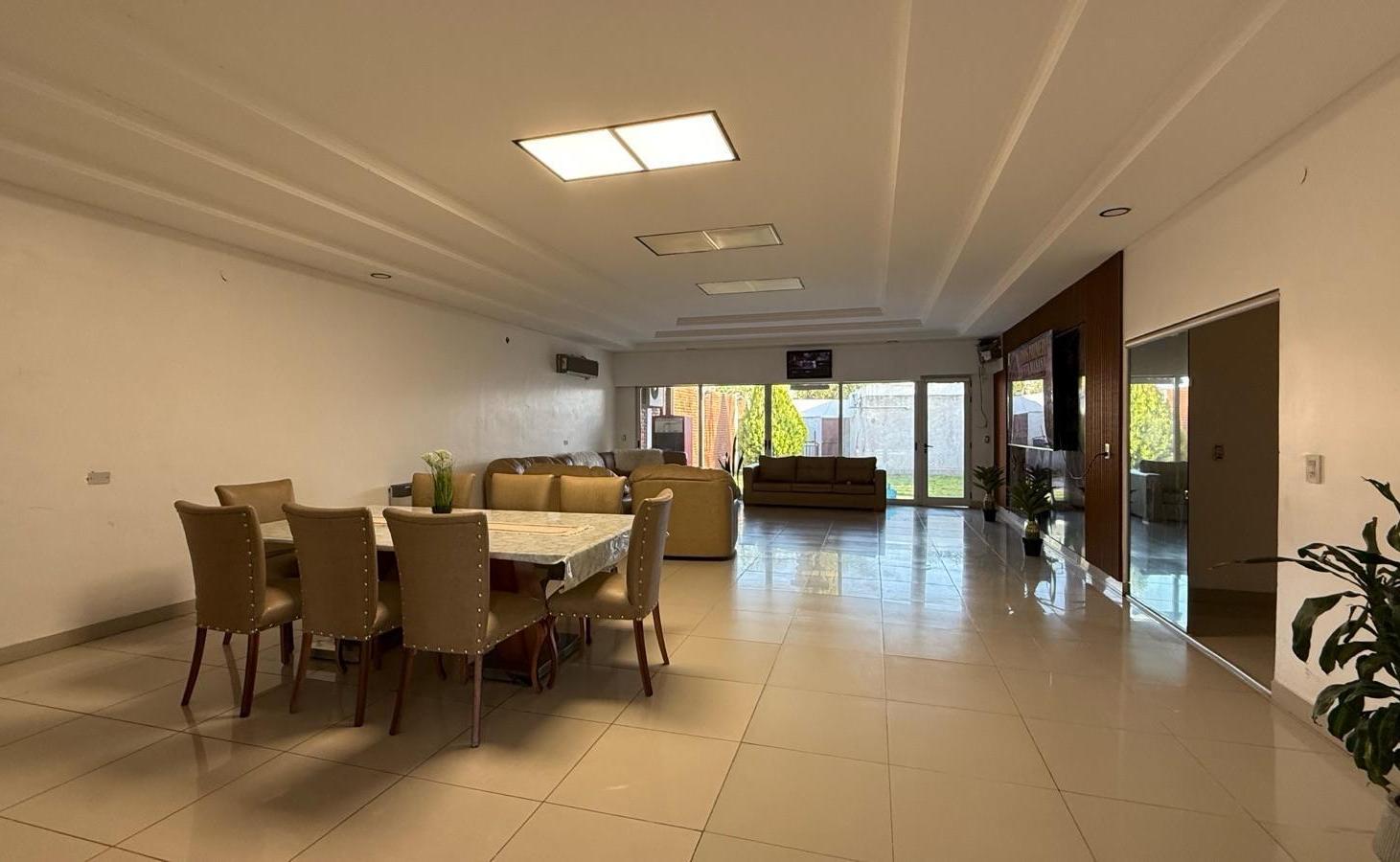 Foto de Casa En venta 4 dormitorios - La Carolina, imagen 1