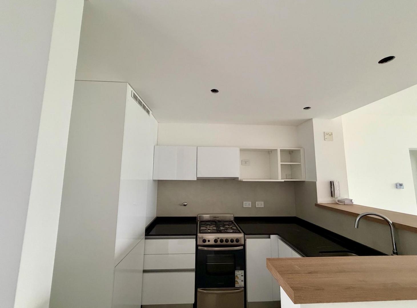Foto de Departamento 1 dormitorio y cochera - Funes 8 sauces, imagen 5