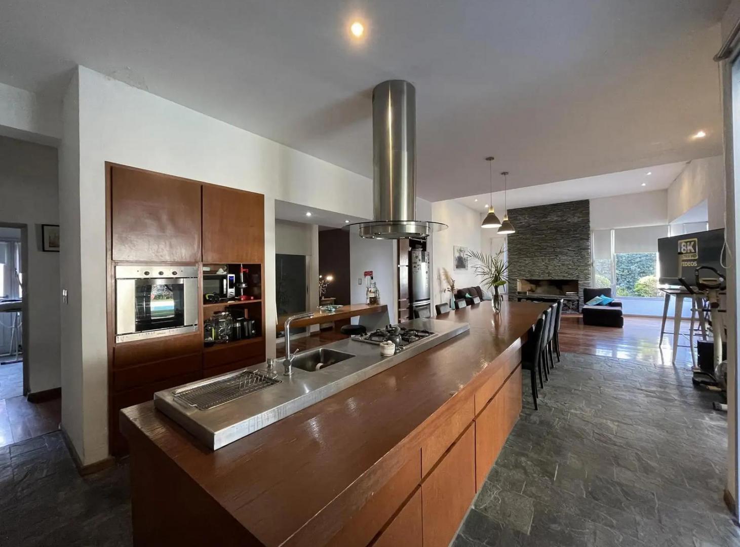 Foto de Casa 3 dormitorios, jardín y piscina en Funes, garita 15, imagen 3