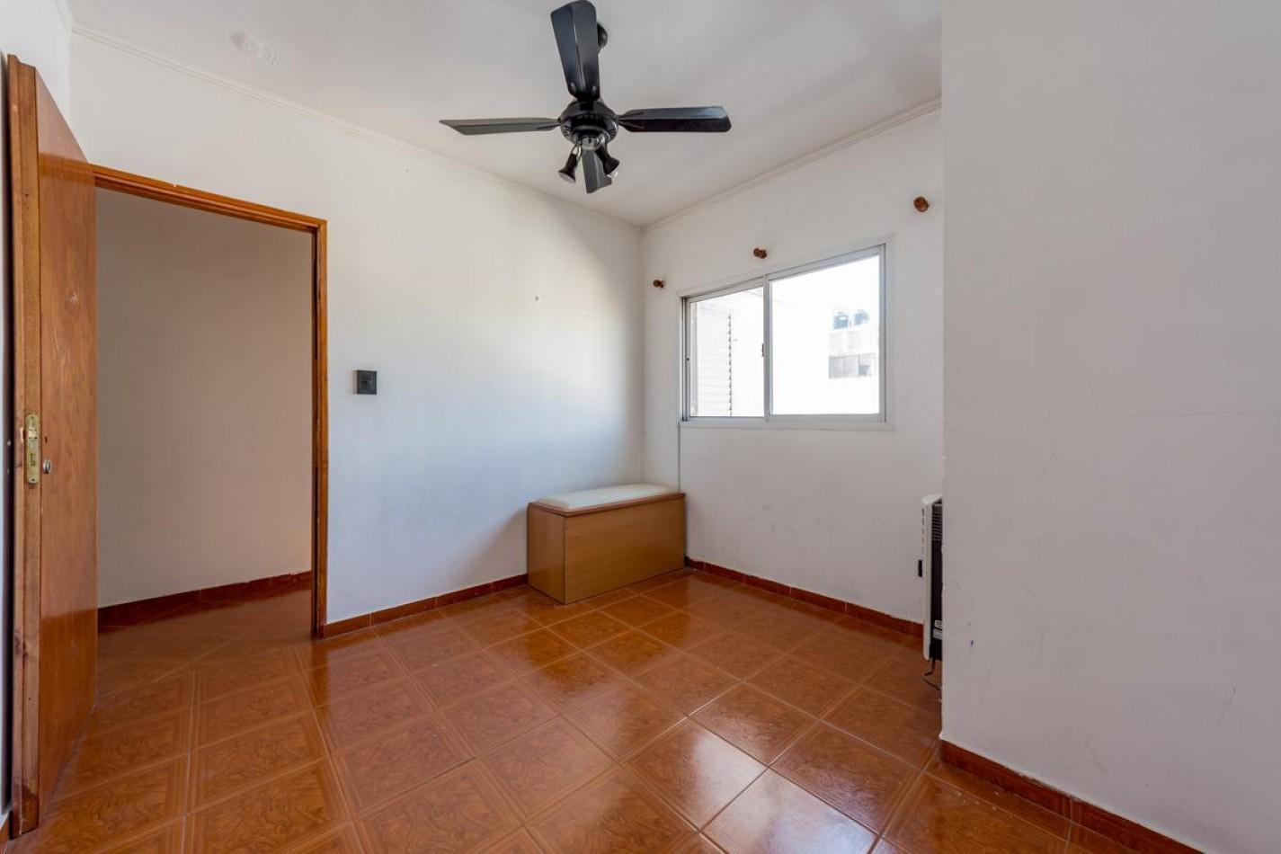 Foto de Amplio Departamento 3 Dormitorios - Arroyito, imagen 3