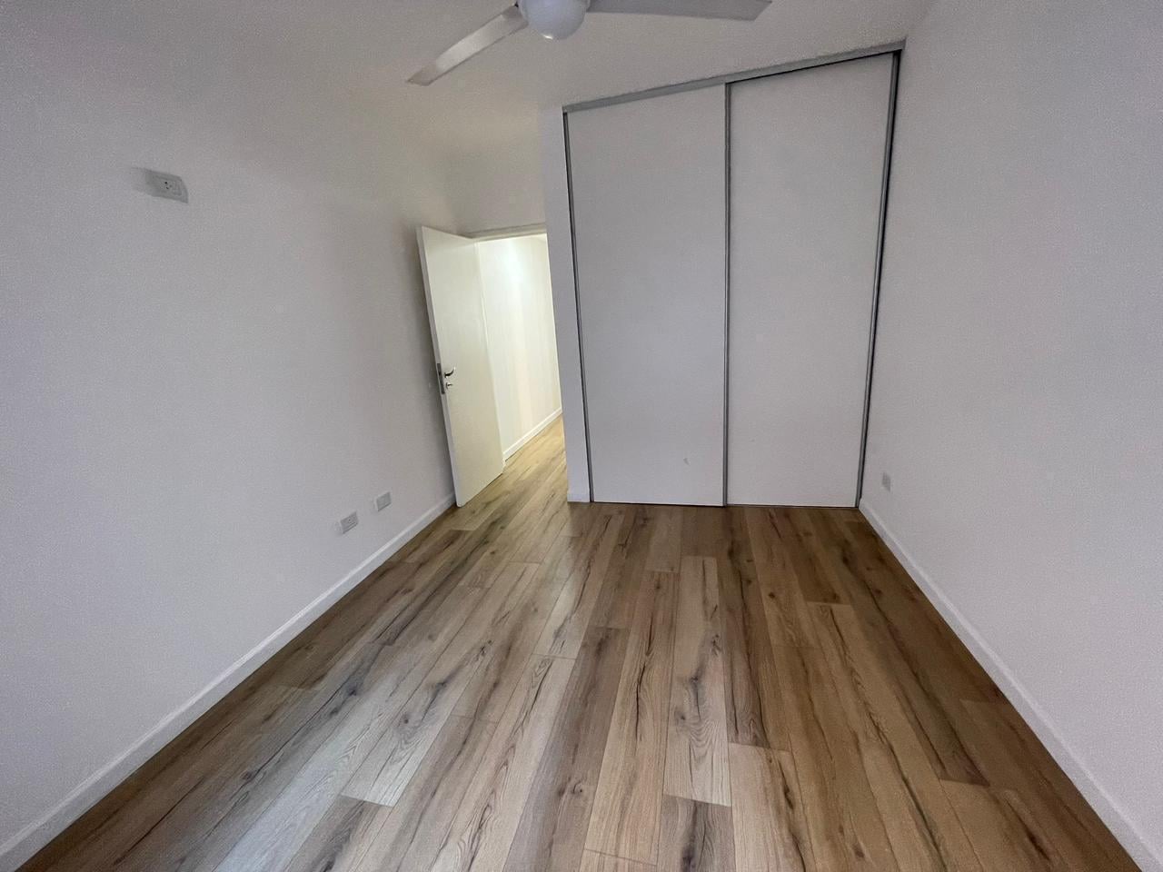 Foto de EN VENTA DEPARTAMENTO ! DORMITORIO CON PATIO - 1 de mayo al 1100, imagen 5