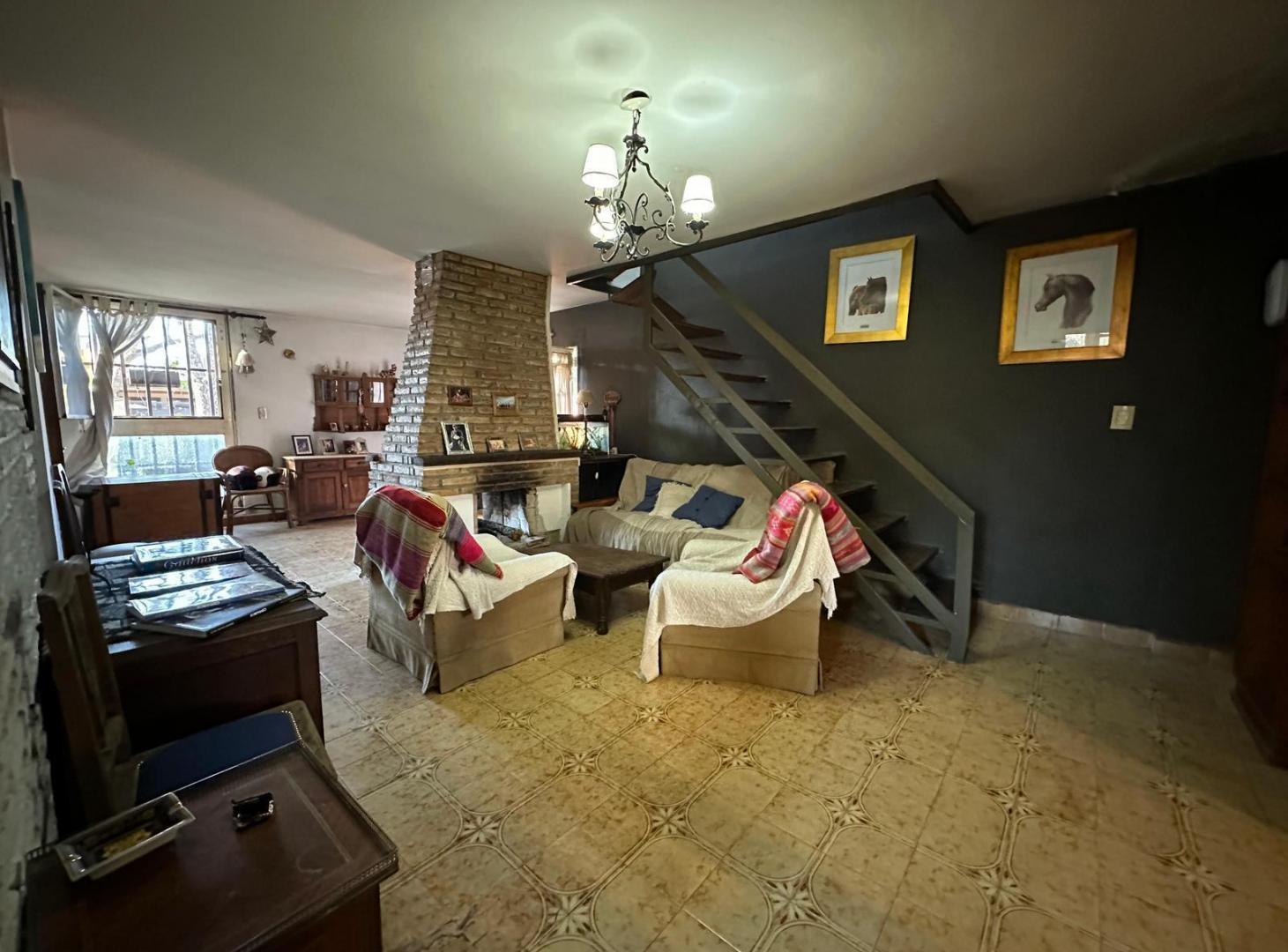 Foto de Casa en venta – Funes – 3 dormitorios, galería, parrilla y pileta, imagen 5