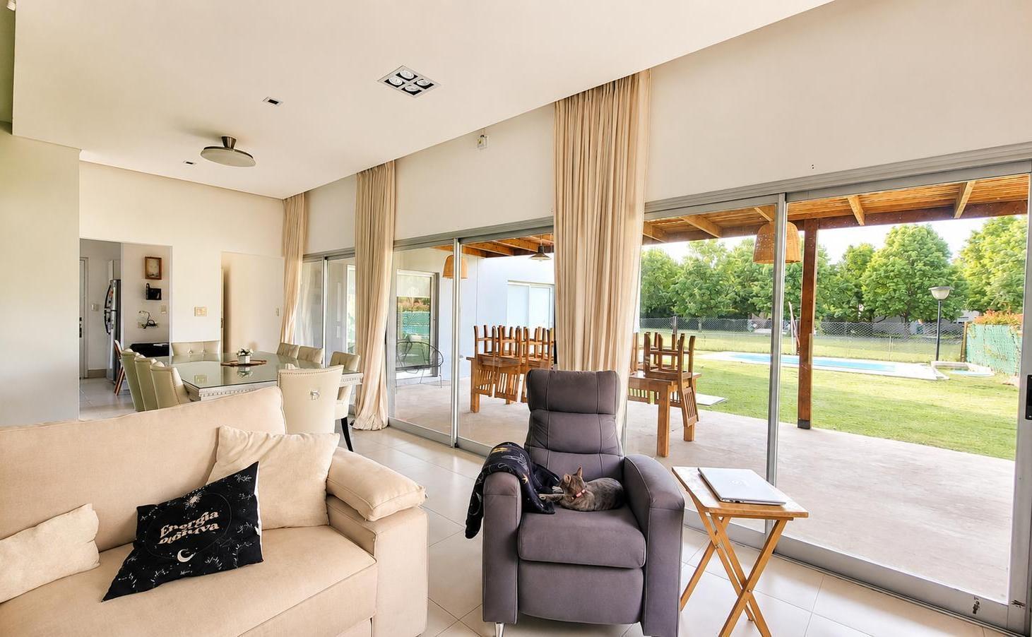 Foto de Casa en Venta - Calidad Constructiva - Sol Del Parana, imagen 1