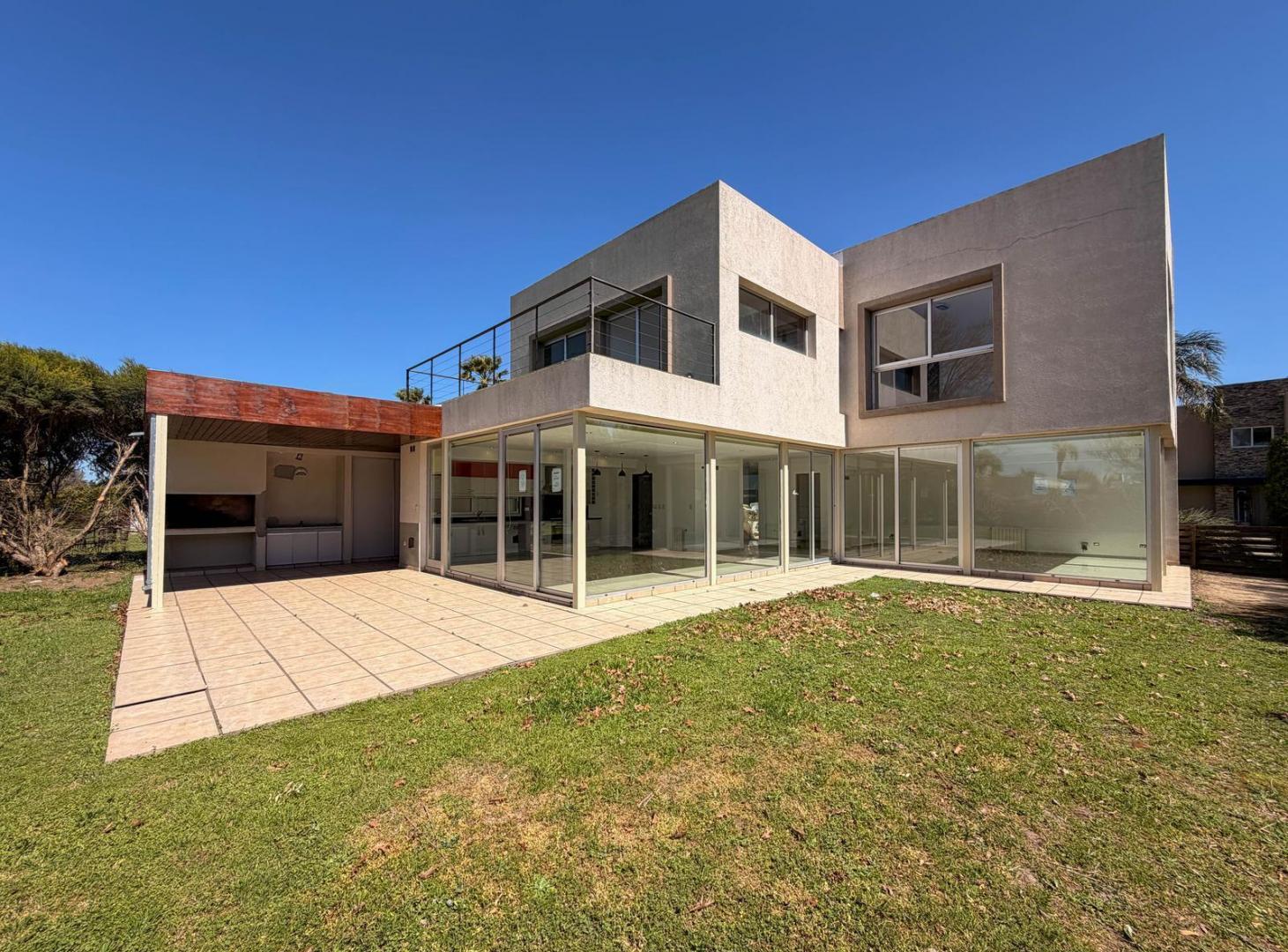 Foto de Casa en Miraflores (Funes Hills), imagen 1