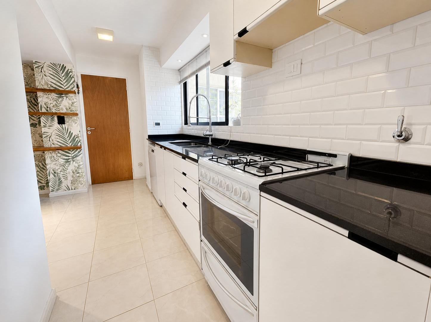 Foto de Venta Departamento - 3 Dormitorios - Zona Monumento, imagen 4