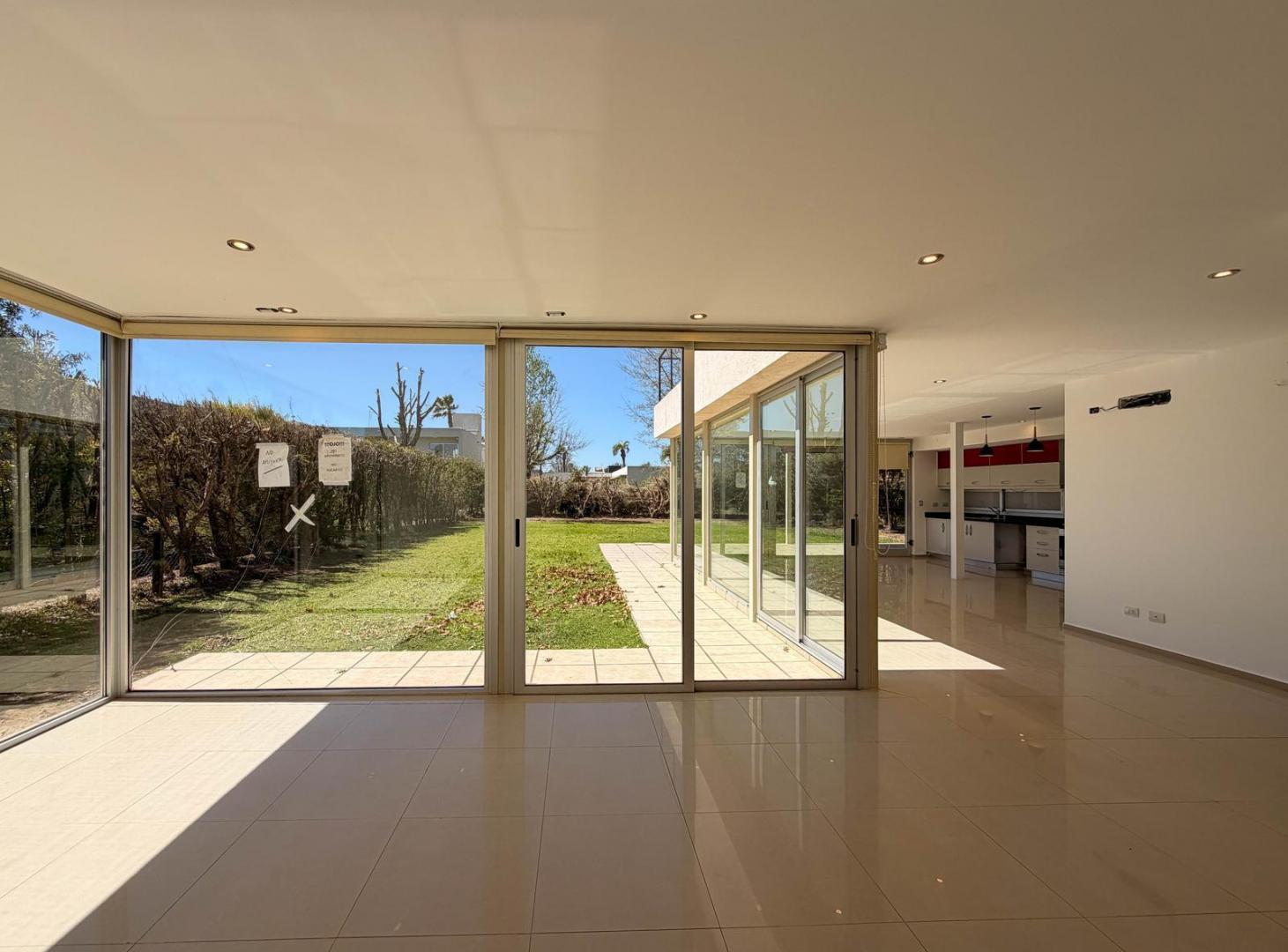 Foto de Casa en Miraflores (Funes Hills), imagen 3