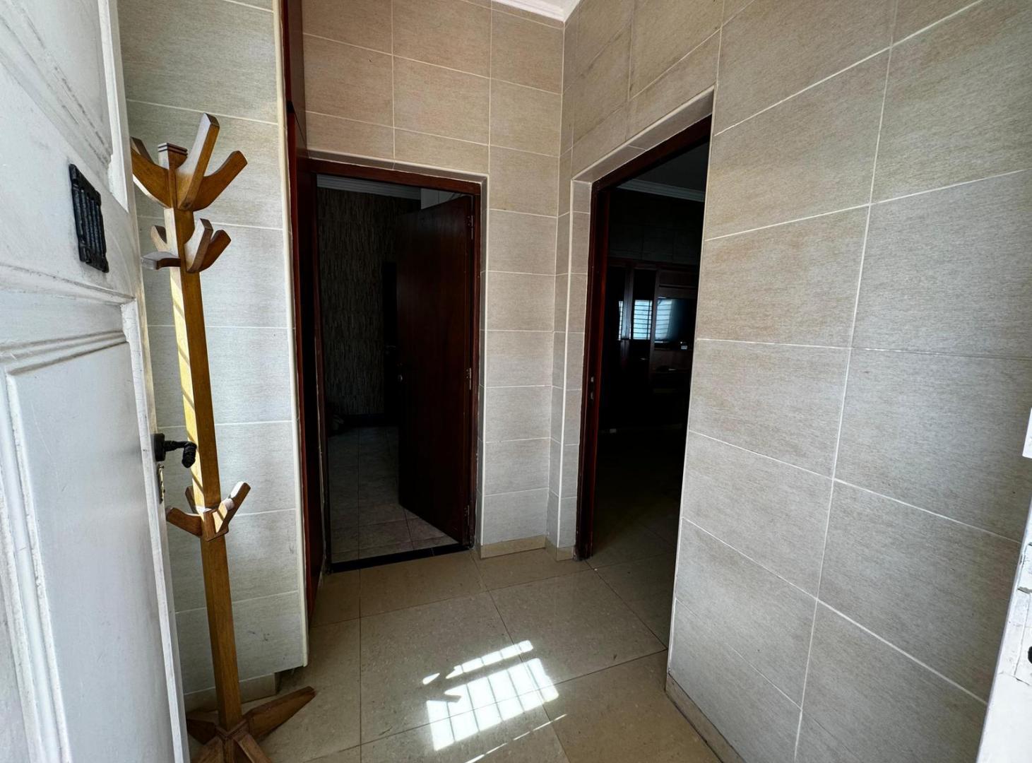 Foto de Casa tres dormitorios y jardín en Funes Centro, imagen 5