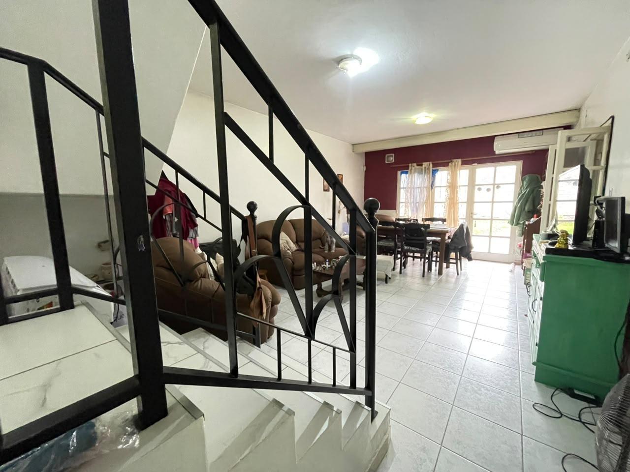 Foto de Casa 4 dormitorios + COCHERA - ALQUILER O VENTA ., imagen 4