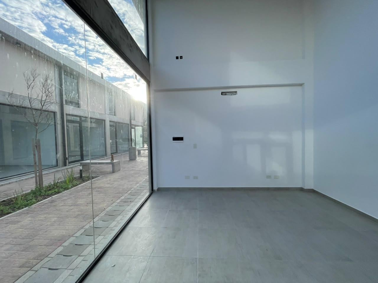 Foto de Local ALQUILER O VENTA, imagen 4