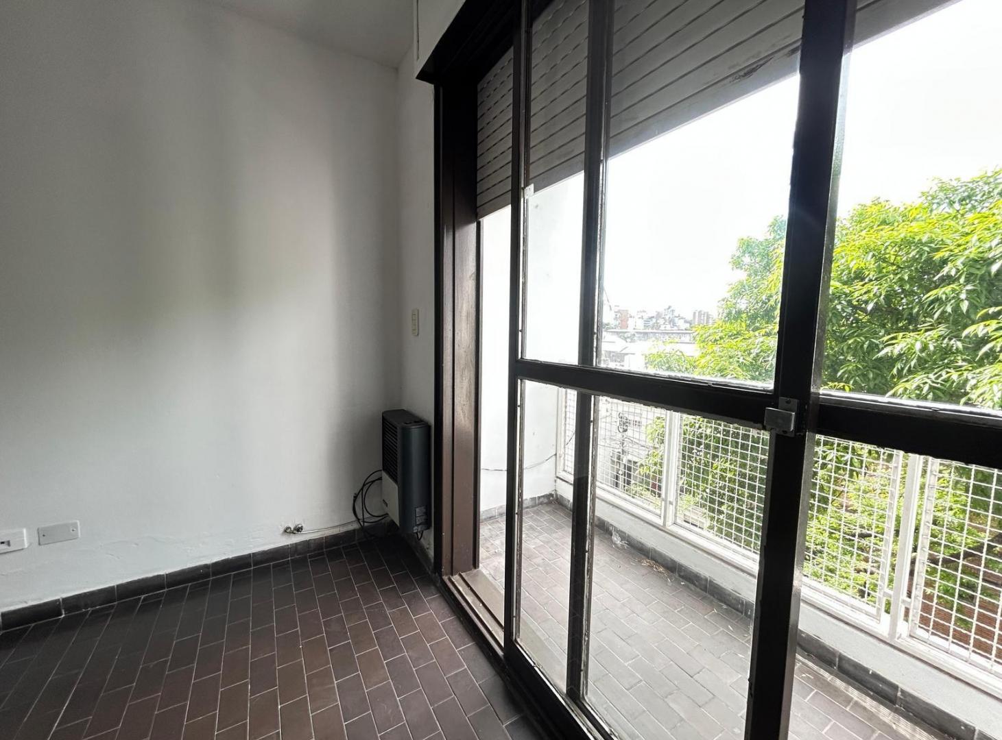 Foto de Departamento dos dormitorios + balcon + cochera, imagen 4