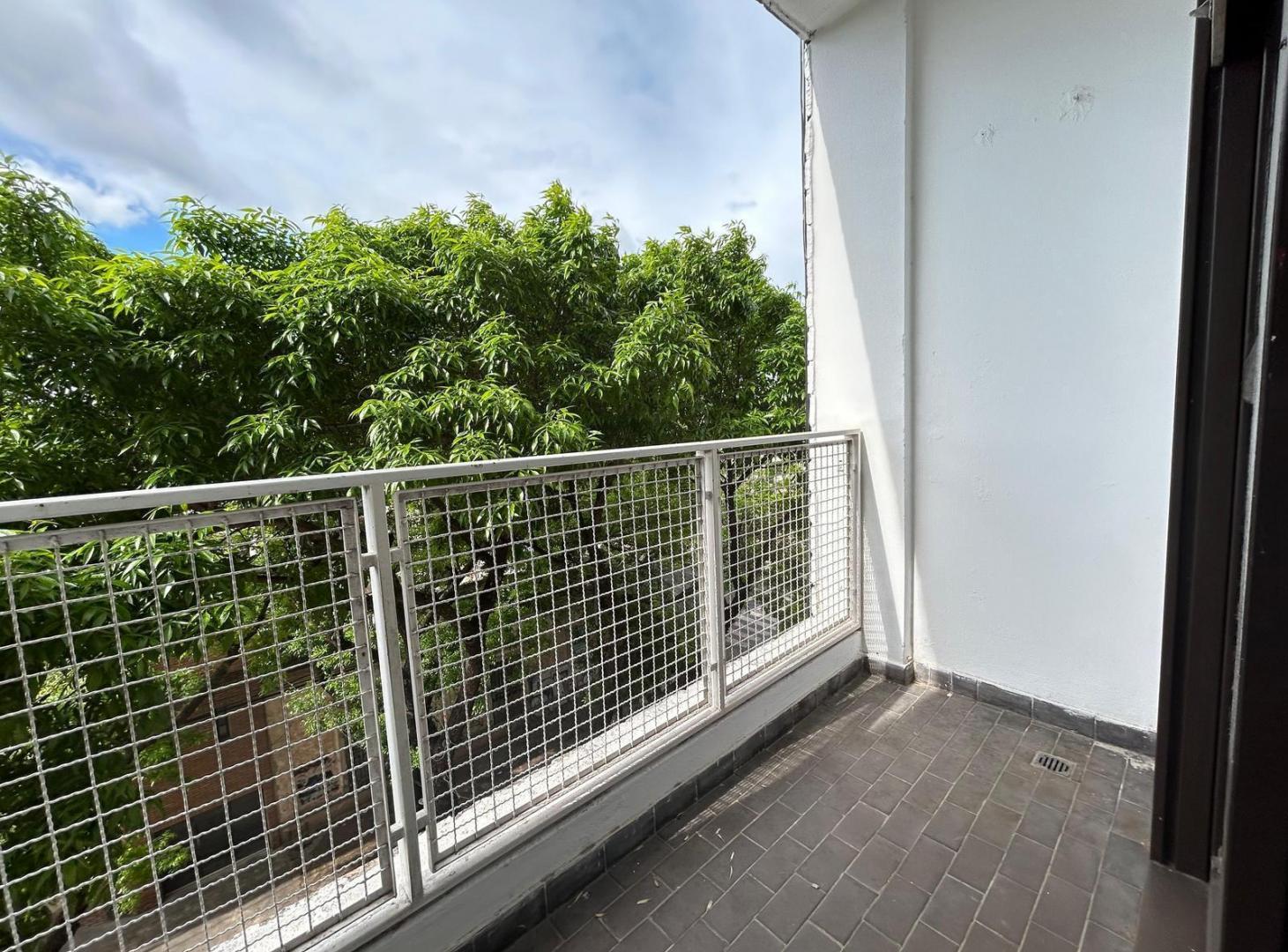 Foto de Departamento dos dormitorios + balcon + cochera, imagen 1