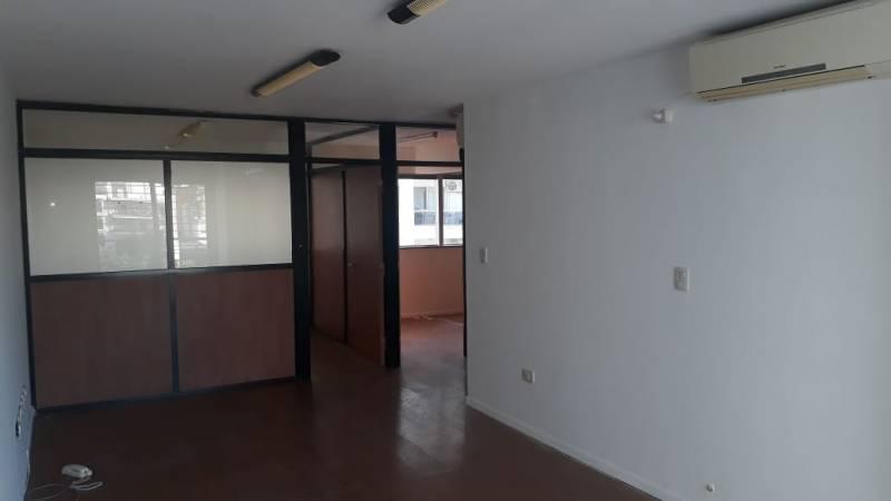 Foto de Oficina piso exclusivo equipada - Montevideo 2420 6º A, imagen 3