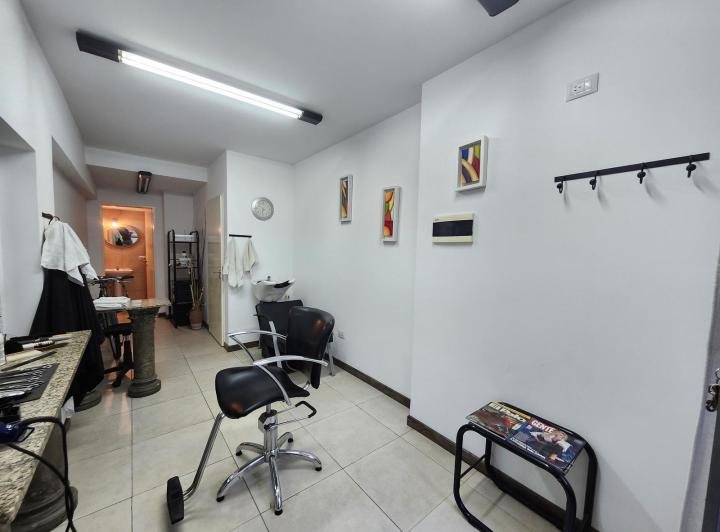 Alquiler Local Oficina en Abasto ideal Peluqueria 5