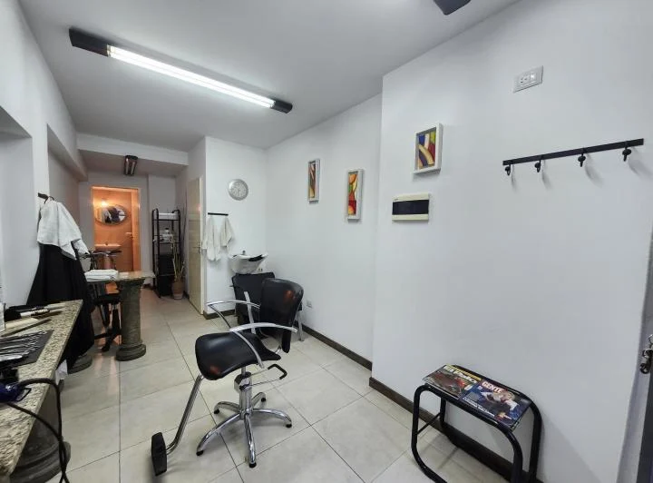 Alquiler Local Oficina en Abasto ideal Peluqueria 5