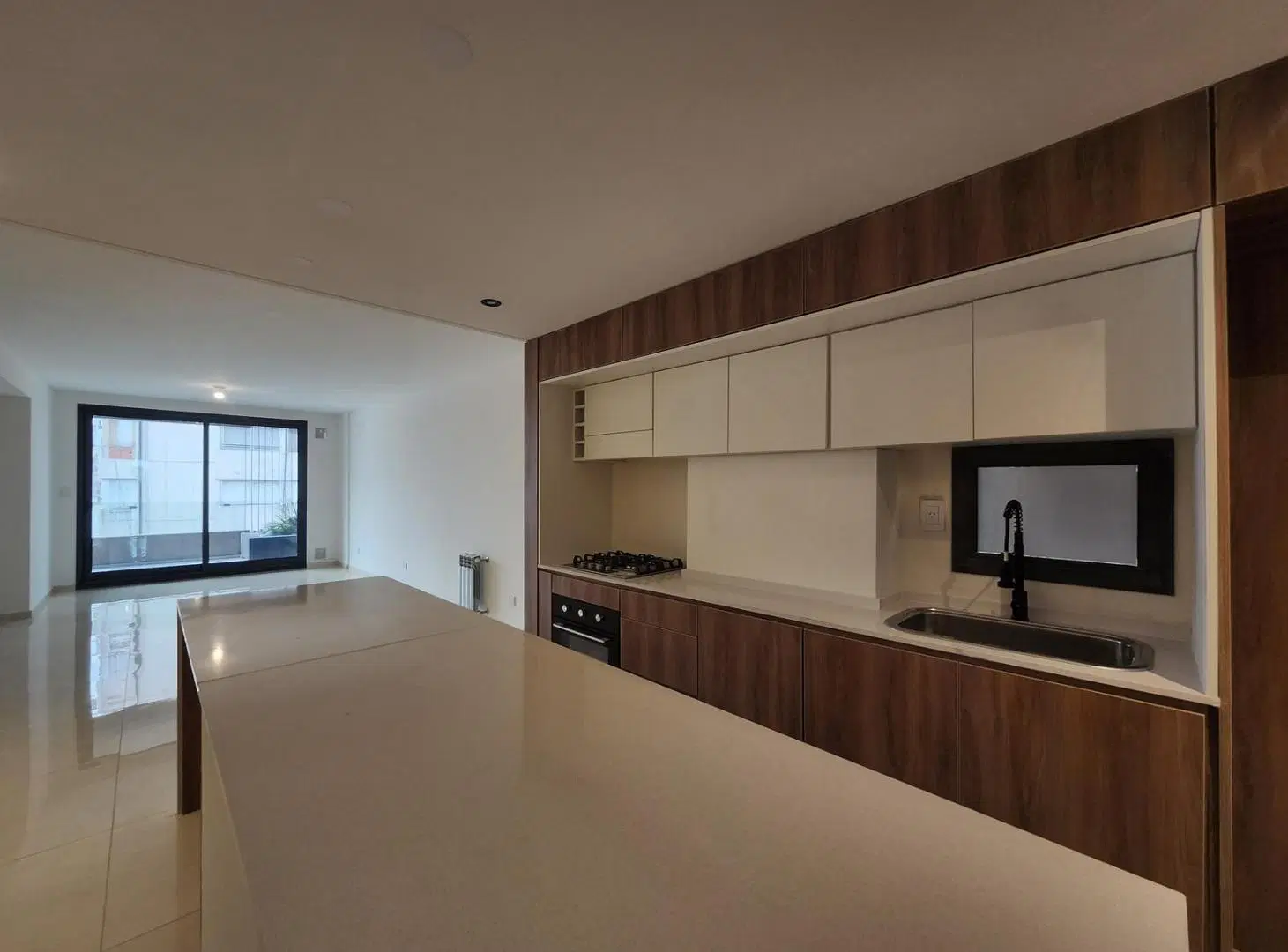 Departamento de 3 dormitorios premium con quincho, parrilla y piscina en zona rio 3