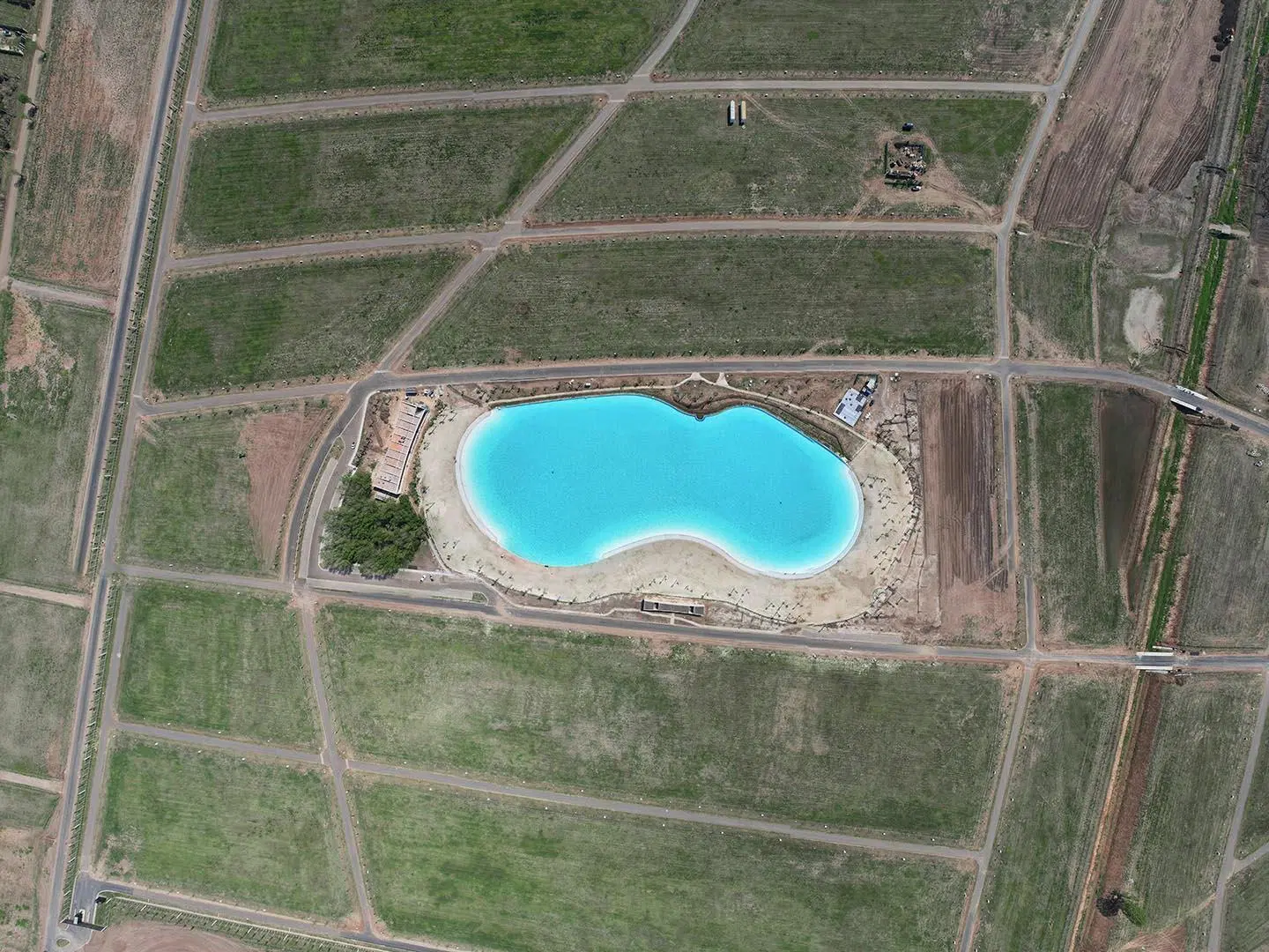 Venta vida lagoon fondo norte cercano a laguna y amenities 2