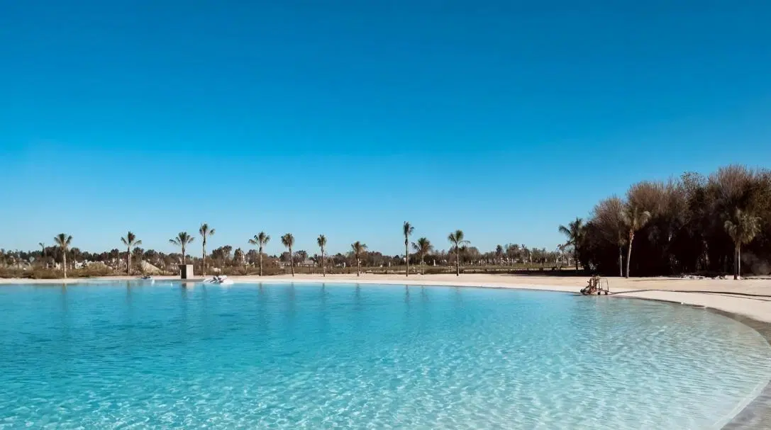 Venta vida lagoon fondo norte cercano a laguna y amenities 3