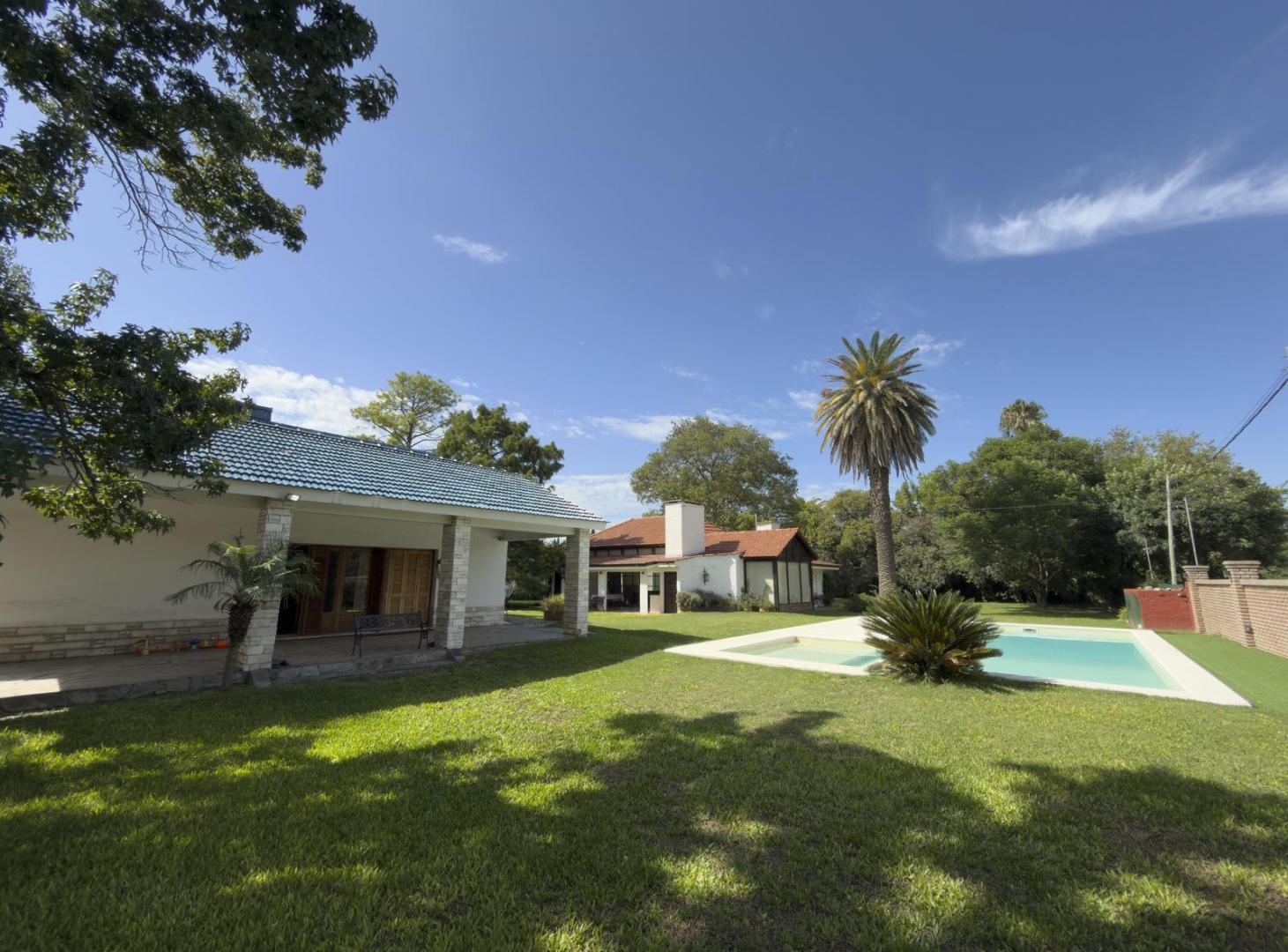 Foto de Residencia de Gran Categoría en Funes | Parque de 3300m² | Ubicación, imagen 2