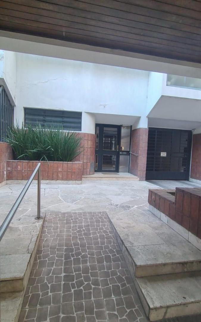 Foto de Departamento de 2 dormitorios con cochera, imagen 1