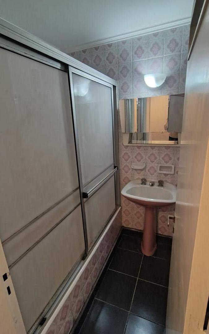 Foto de Departamento de 2 dormitorios con cochera, imagen 3