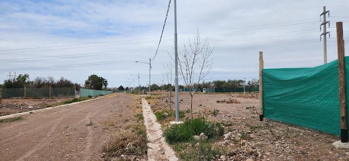 Vendemos Lote en Cruz de Piedra 1