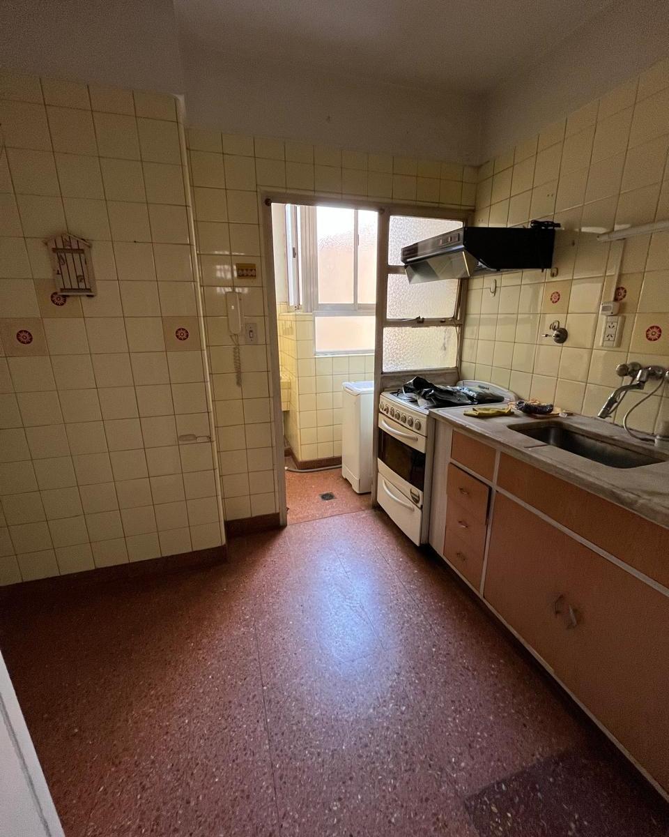 Departamento de 4 Ambientes Caballito ·oportunidad Bajo Precio! 5