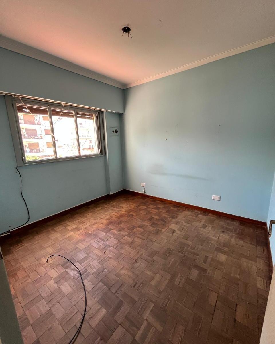Departamento de 4 Ambientes Caballito ·oportunidad Bajo Precio! 1