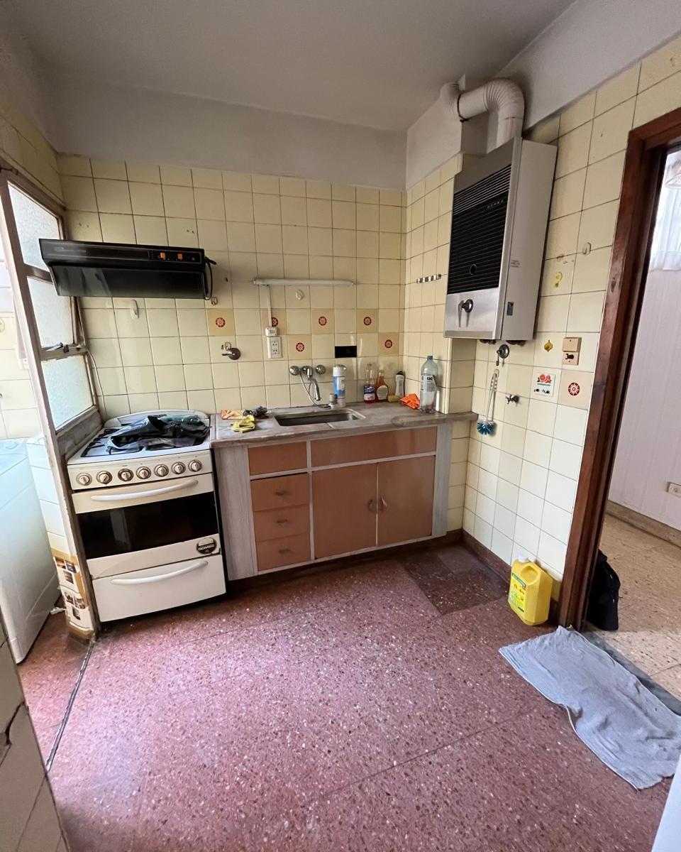 Departamento de 4 Ambientes Caballito ·oportunidad Bajo Precio! 3