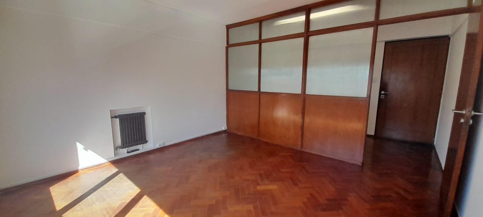 Oficina en Venta en el centro de Rosario.
