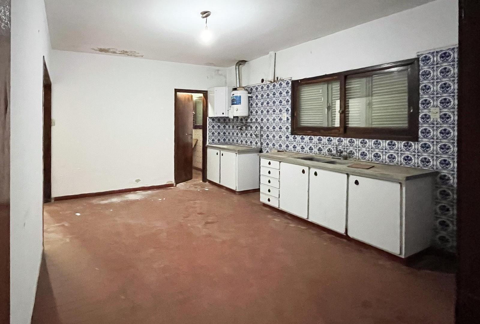 Foto de VENTA - Casa tres dormitorios, cochera y parque en Soldini, imagen 5