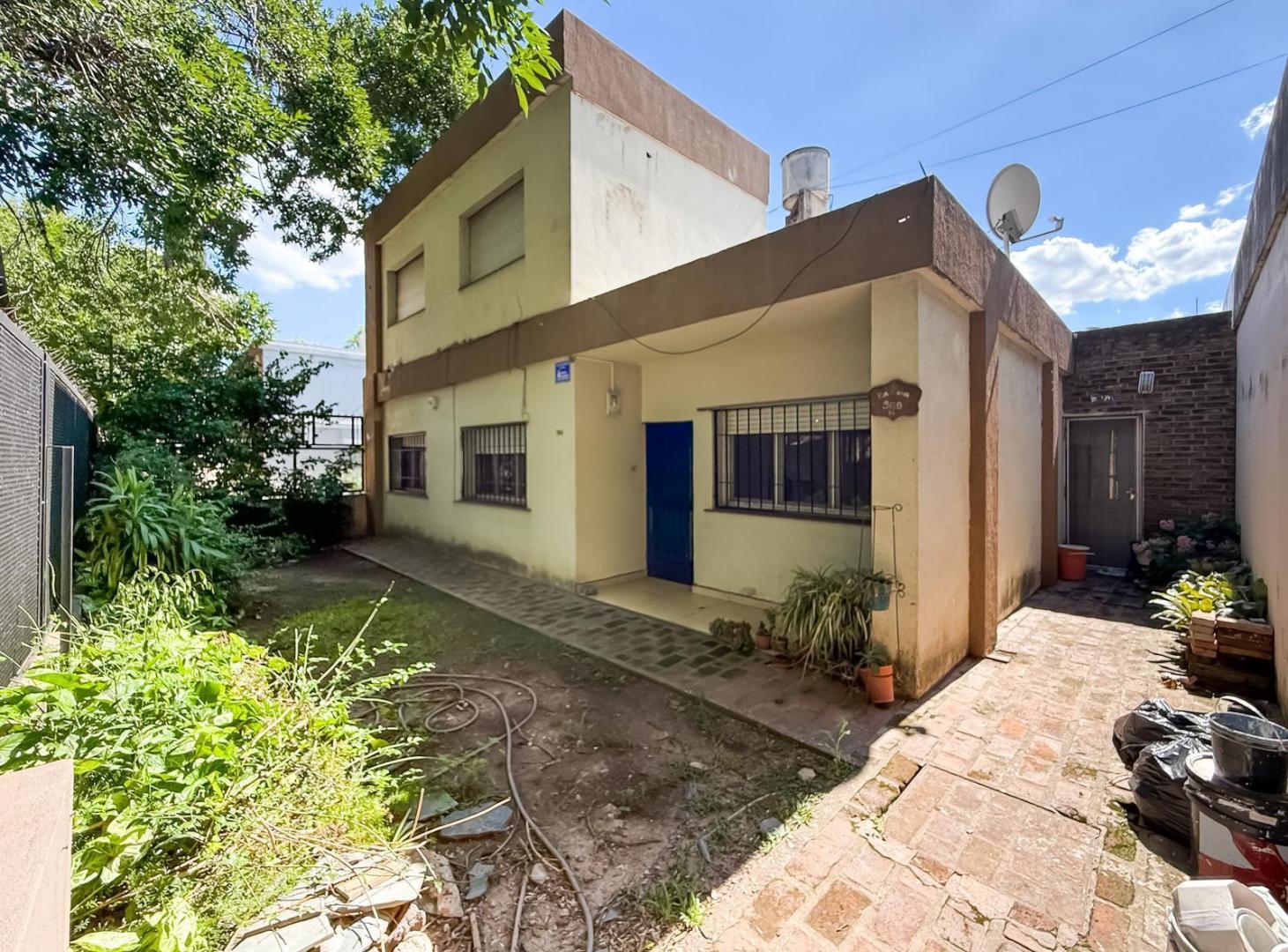Venta – Casa 4 Dormitorios con jardín y pileta Fisherton