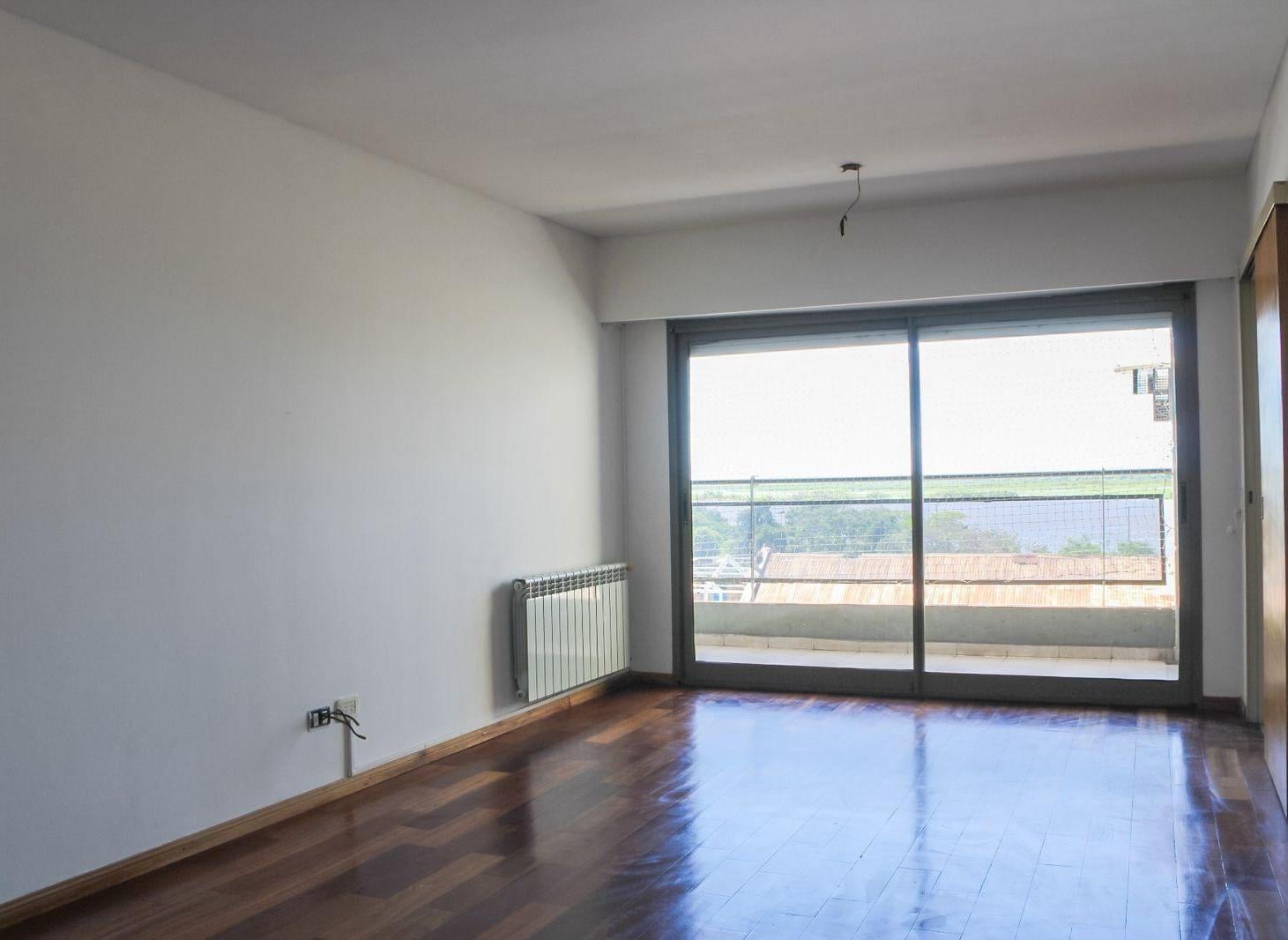 Foto de VENTA Departamento de 3 dormitorios mas cochera con amanities., imagen 4