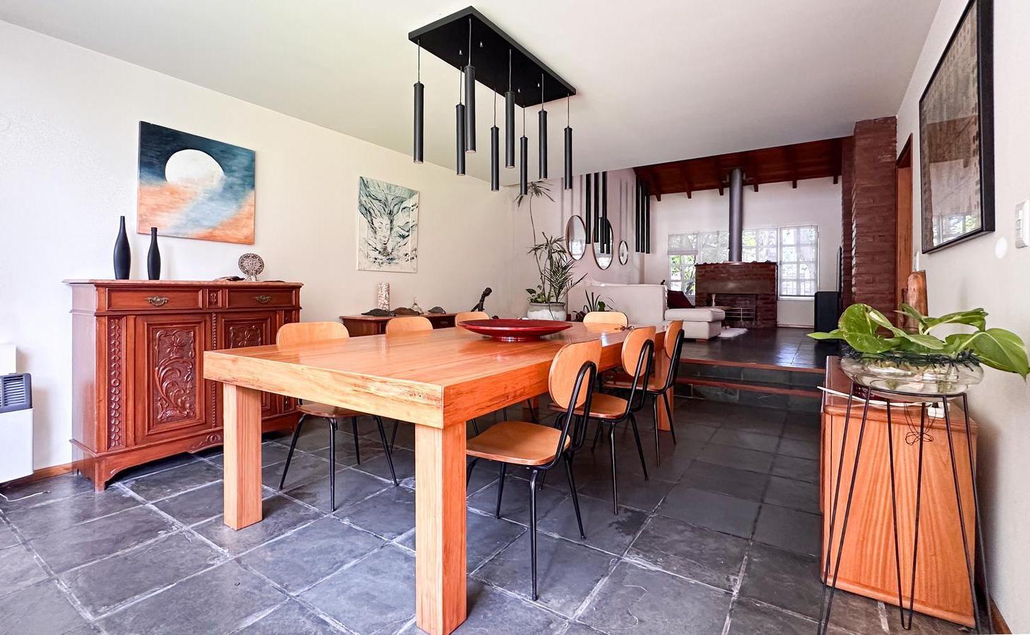 Foto de VENTA/PERMUTA - Casa de 3 Dormitorios, Cochera, Quincho, Jardín y Pileta - Cañada de Gomez., imagen 3