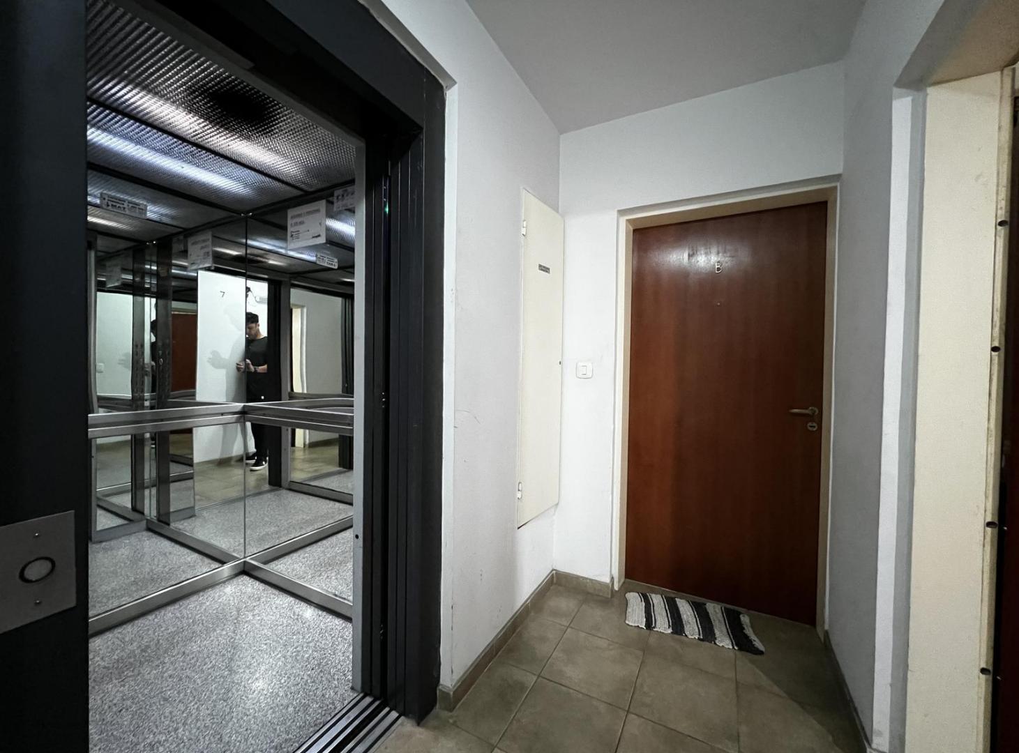 Foto de VENTA l PERMUTA – Departamento de 3 dormitorios, centro, Rosario., imagen 1