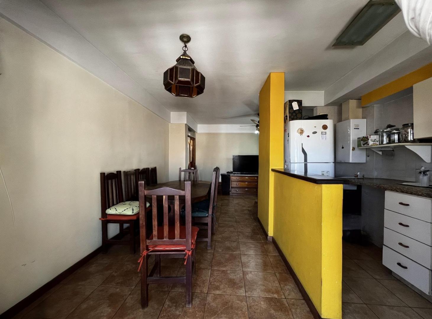Foto de VENTA l PERMUTA – Departamento de 3 dormitorios, centro, Rosario., imagen 2