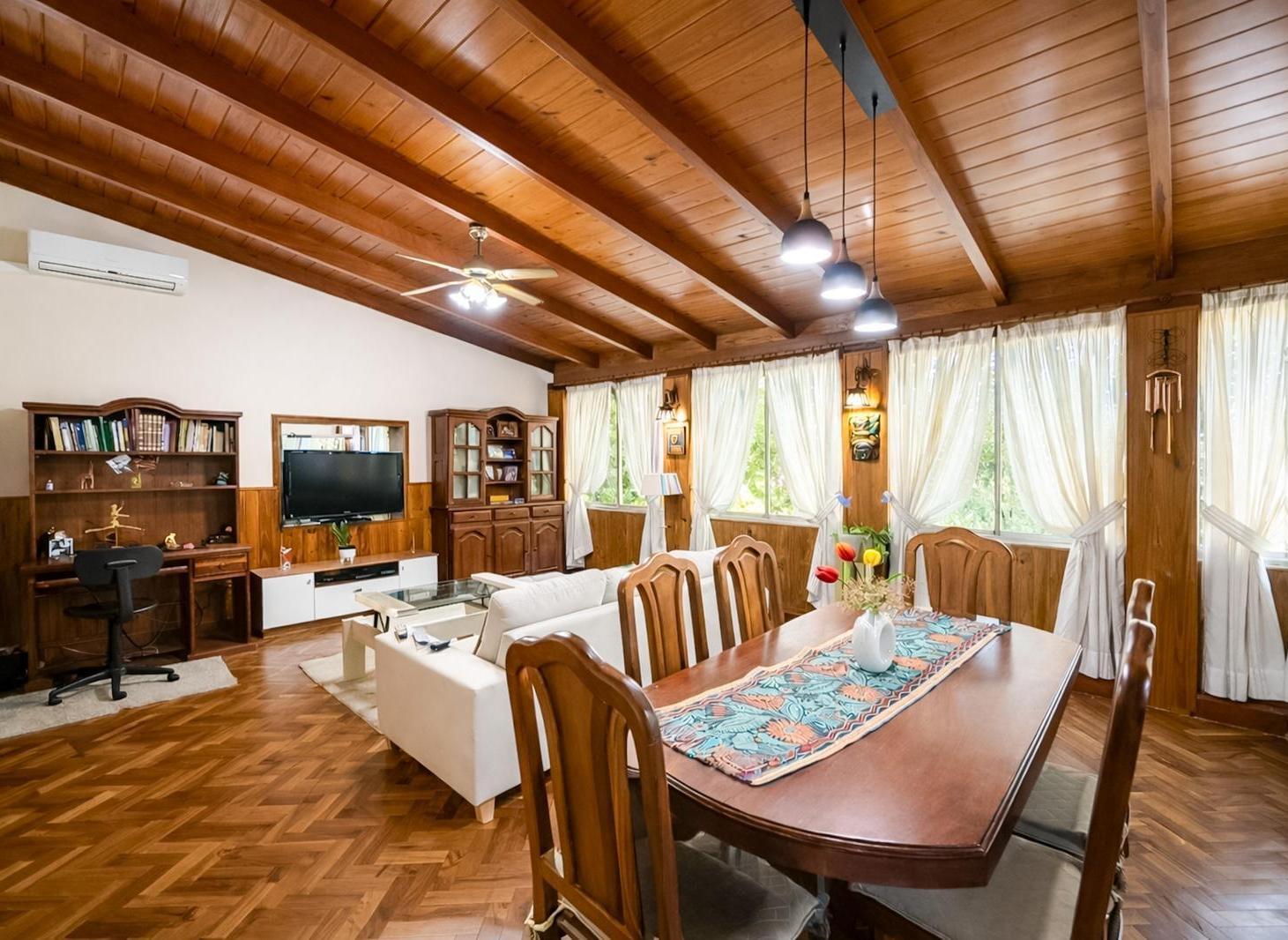 VENTA- Casa en PA de 2 dormitorios con terraza y quincho, barro Belgrano, Rosario- APTA CREDITO