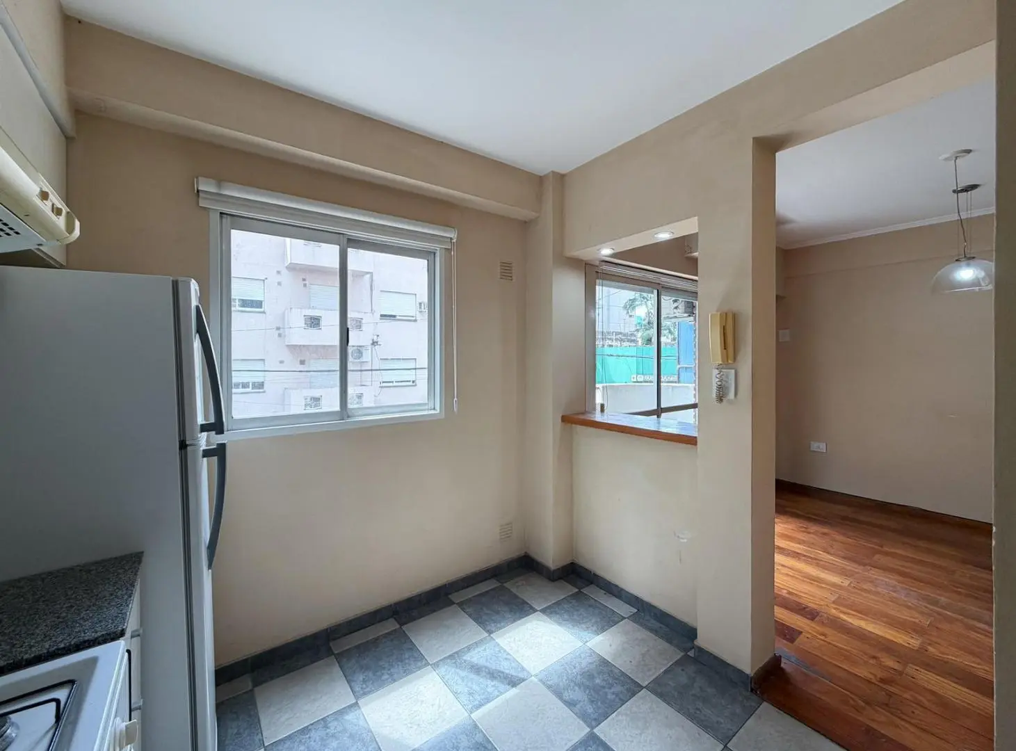 VENTA - Departamento de 2 Dormitorios con balcón - Pichincha, Rosario. 5