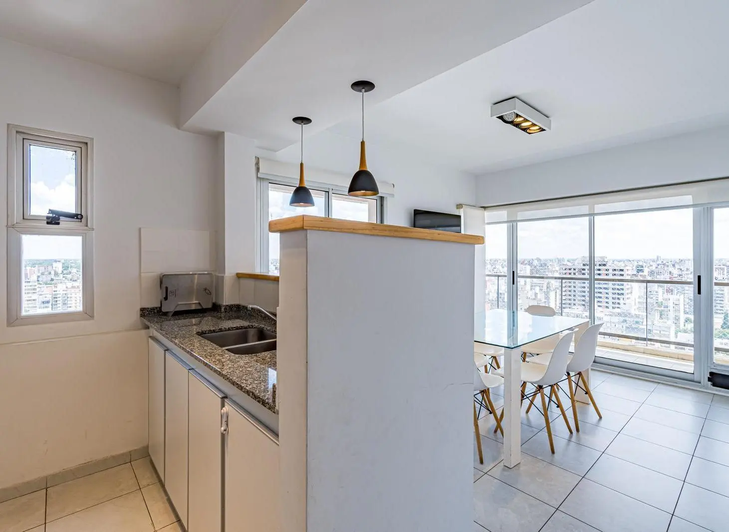 VENTA DEPARTAMENTO DE DOS DORMITORIOS VISTA PARCIAL AL RIO - BARRIO MARTIN, ROSARIO 5