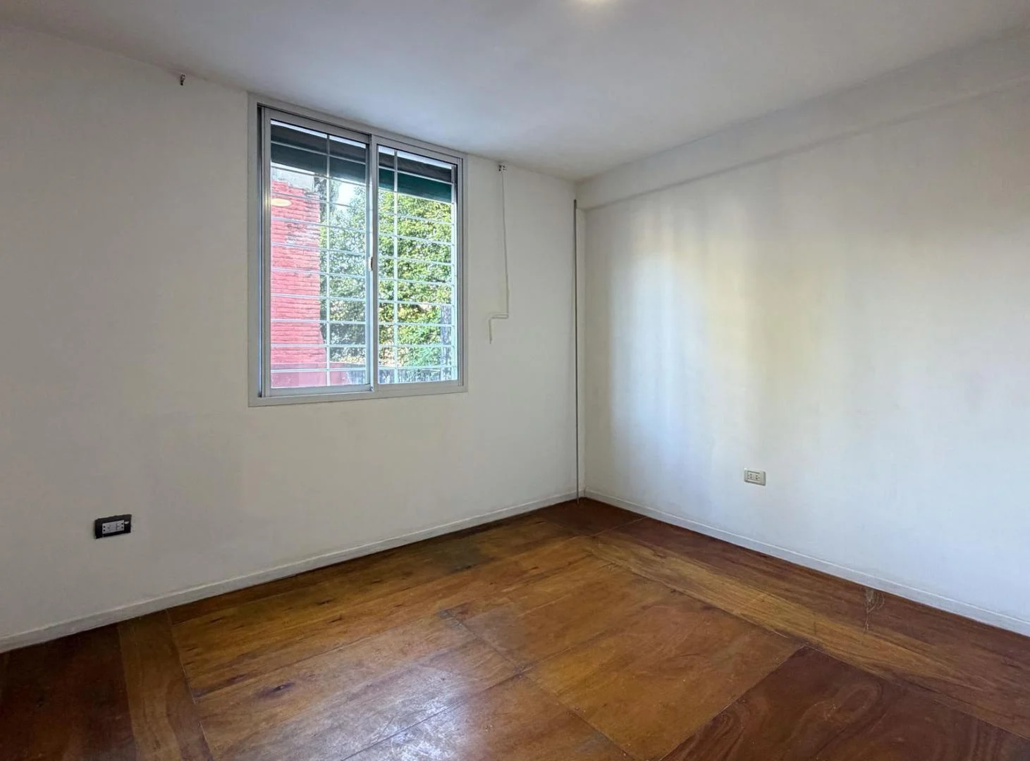 Foto de VENTA/ALQUILER - Casa tipo dúplex de 2 dormitorios con patio y terraza. Barrio Pichincha, Rosario., imagen 4