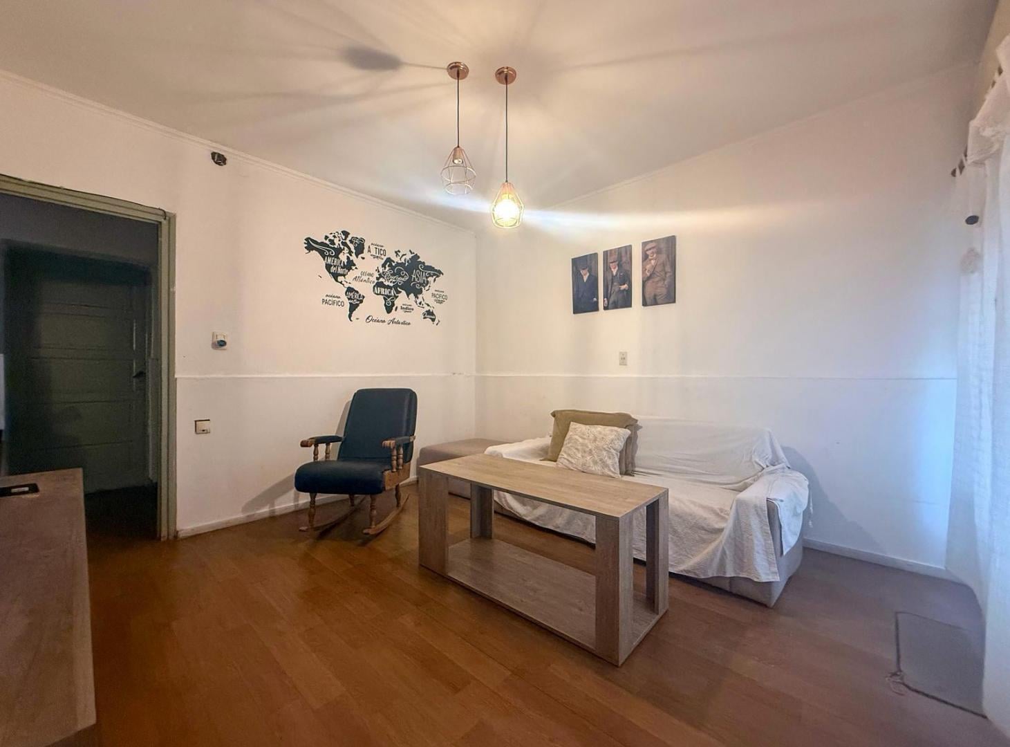 Foto de VENTA/PERMUTA: Casa de 2 Dormitorios con Patio y Cochera. Cañada de, imagen 1