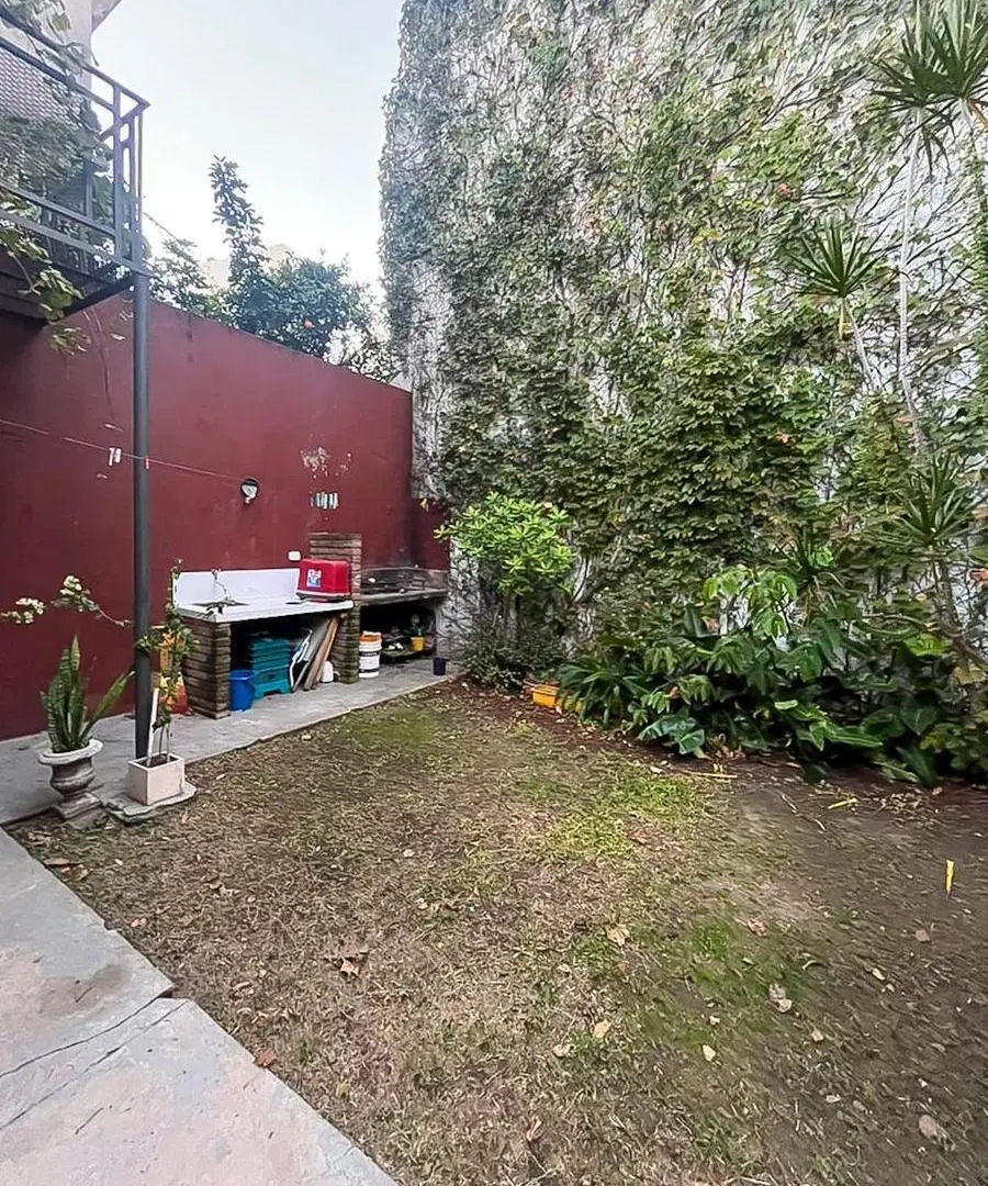 VENTA - Casa 3 dormitorios con patio y cochera pasante en barrio Pichincha, Rosario. 5