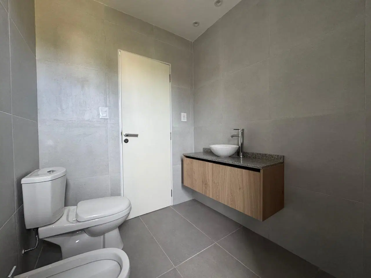 Departamento a estrenar 1 dormitorio con balcon y parrilla en Funes City 5