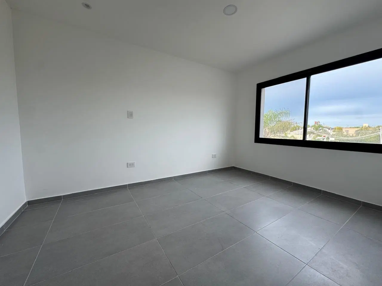 Departamento a estrenar 1 dormitorio con balcon y parrilla en Funes City 4