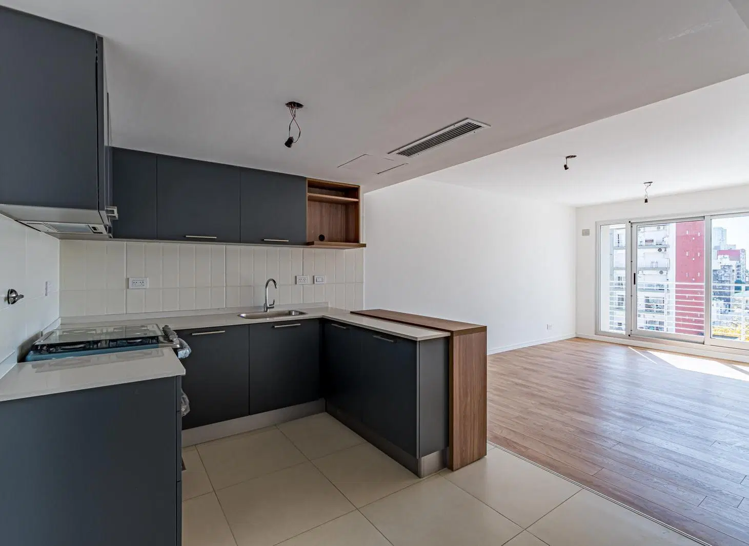 VENTA - Departamento dos dormitorios a ESTRENAR con amenities, barrio Lourdes, Rosario. 2
