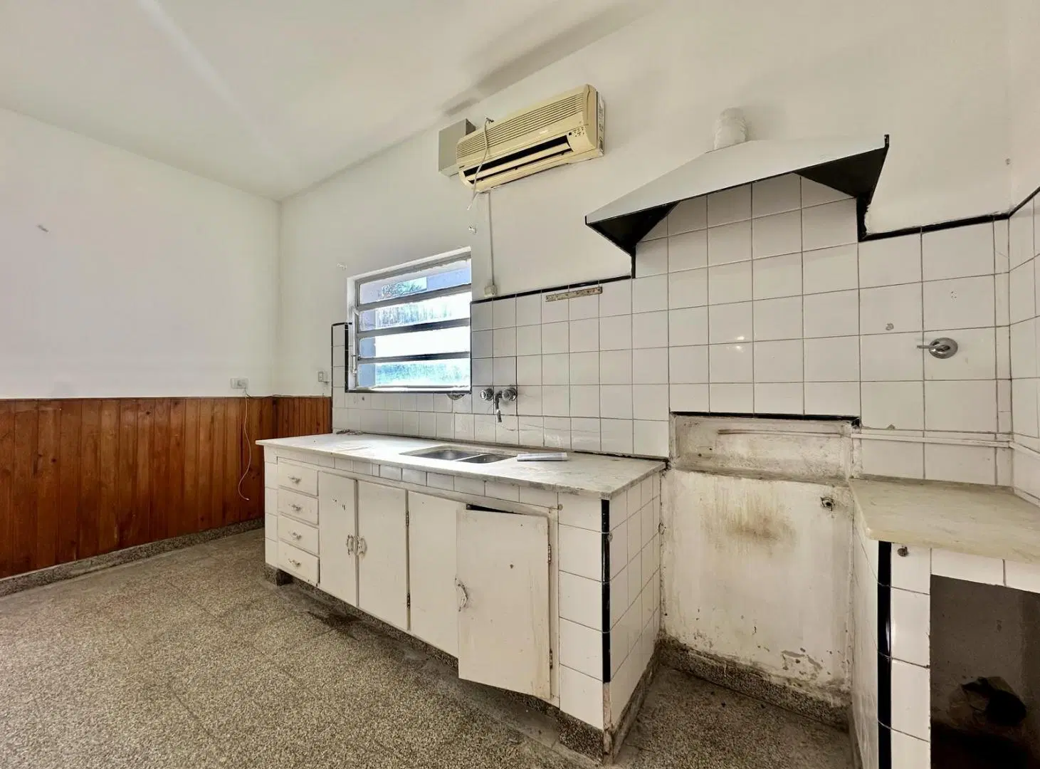 VENTA/PERMUTA - Casa de 2 Dormitorios, Jardín y Cochera - Cañada de Gomez 2
