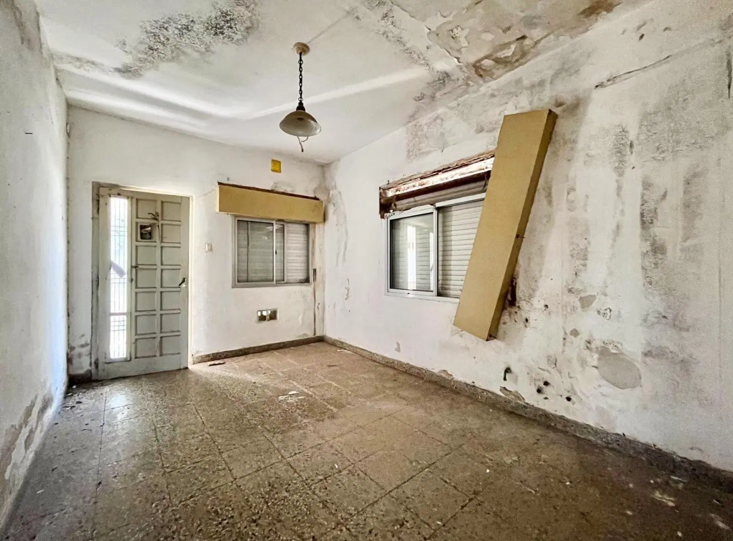 VENTA/ PERMUTA- Casa de 2 dormitorios, cochera y jardín a reciclar- Cañada de Gómez, Santa Fe 3