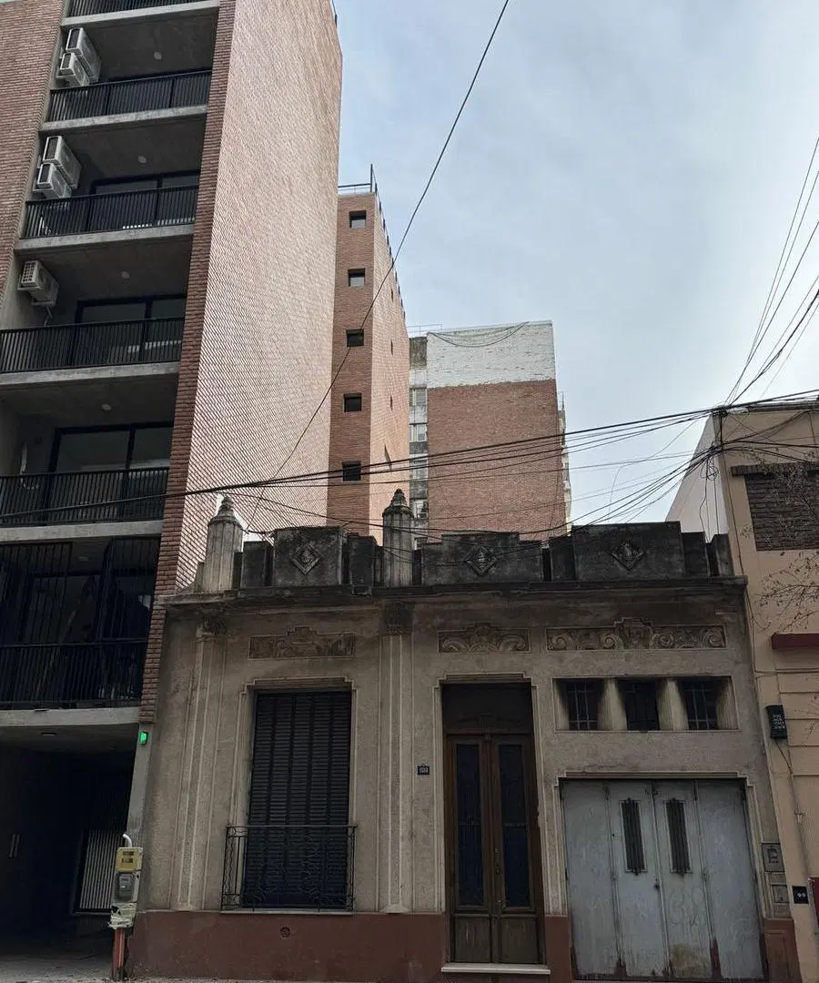 VENTA- Lote de terreno ideal constructoras. Rosario 4